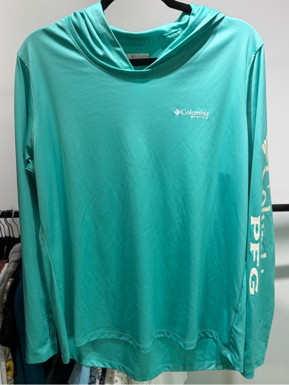 Women’s Columbia PFG hoodie - XL